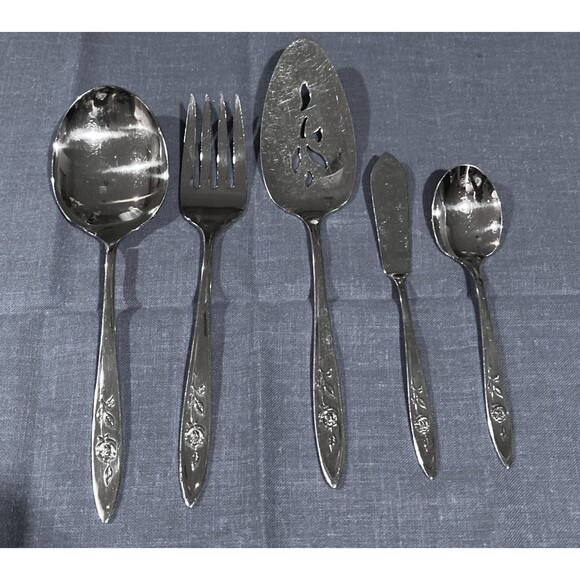 65 Piece Set Oneida Stainless 5-Pc Place Settings for 12 My Rose Pattern - Picture 15 of 16